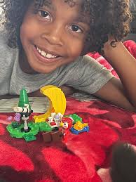 Watching Steven universe for the first time and caught sight of K.K. Just  chilling in the background