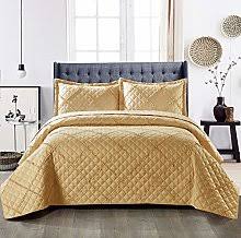 Buy products such as vue signature bensonhurst embossed bedspread, brylanehome georgia chenille bedspread at walmart and save. Super King Bedspread Shop Online And Save Up To 13 Uk Lionshome