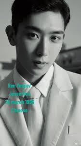 Jessica Renn's Instagram, Twitter & Facebook