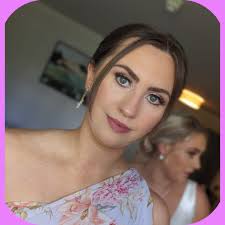 Carolyn Ennis Makeup Specialist