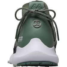Silverstone welcomes 140,000 fans for british grand prix and gives nation plenty to cheer about following lewis hamilton's dramatic triumph. Puma Herren Mercedes Amg Petronas Evo Cat Ii Lewis Hamilton Sneakers Grun
