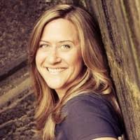 Lynnette Cunningham's Instagram, Twitter & Facebook