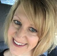 Kristin Lynam's Instagram, Twitter & Facebook