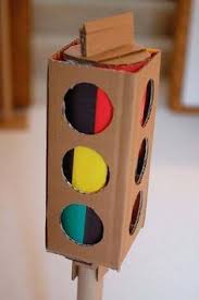 Does Your Kid Have A Bike Or Powerwheels Set Up Some Stop Lights For Them Cardboard Crafts Crafts For Kids Cardboard Car