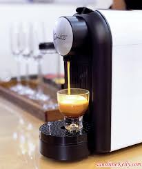 As mentioned, arissto coffee is like nespresso in the sense that arissto sells a coffee machine (rather, it allows you to rent the arissto coffee machine for rm1 / month) and also sells its own. Sunshine Kelly Beauty Fashion Lifestyle Travel Fitness Arissto Coffee Rm1 Plan Office Buddies Is Irresistible