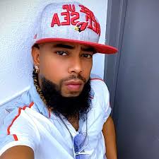 Pretti Blu Thang added a new photo.