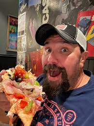 Pizza by the slice Walking distance from the Taft?