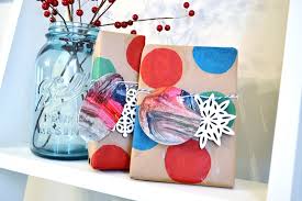 It is indeed a daunting task when when choosing a birthday gift for aunt, you want to narrow in on a present that can be used daily. 35 Creative Ways To Wrap Birthday Presents