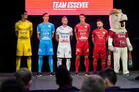 It is in green with the sash graphic in a lighter shade. Sv Zulte Waregem On Twitter New Shirts Teamessevee 2017 2018 Home Shirt Away Shirt Europaleague Shirt
