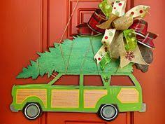 Christmas Diy National Lampoons Ch National Lampoons Christmas Vacation Station Christmas Door Hanger Lampoon S Christmas Vacation Christmas Vacation Party