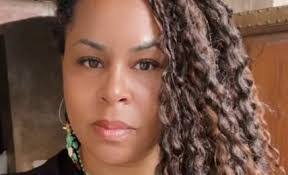 Amanda Dibiase's Instagram, Twitter & Facebook