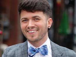 ONE WOMAN'S LEGACY OF EDUCATIONAL EXCELLENCE Florine Thomas