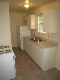 630 E Kentucky St Louisville Ky 40203 1 Bedroom 1 Bath Fresh Paint New Carpet Appliances Included Cable Ready Section New Carpet Fresh Paint Home