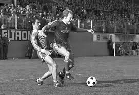 The ultimate game for fcb assistant coach hermann gerland, whose love for vfl endures to this day. Hermann Gerland Plaudert Bei Markus Lanz Uber Puff Besuch Mopo De