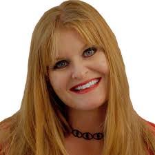 Mara Gamble's Instagram, Twitter & Facebook