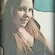 Jamie Maes's Instagram, Twitter & Facebook