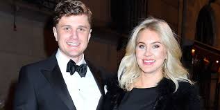 Jun 29, 2021 · kristian luuk har vid flera tillfällen själv berättat om sin förtvivlan efter skilsmässan från carina berg. Blondinbellas Nya Man Hampus 27 Stoppa Pressarna Kandisar Kandisnytt Hant Extra Se Hor Noje