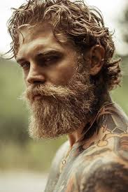 Coupe de cheveux fashion pour homme visage carre. Beard Styles You Need To Try In 2021 Menshaircuts Com Coiffure Homme Barbe Coiffure Cheveux Long Homme Styles De Barbe