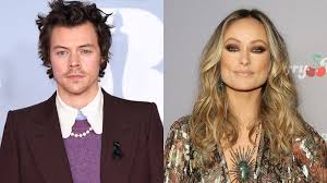 Harry styles and olivia wilde continue to give fans plenty to adore on their steamy getaway. How Harry Styles And Olivia Wilde Are Balancing Work And Romance Entertainment Tonight