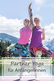 7 Wunderbare Yoga Ubungen Zu Zweit Asanas Fur Anfangerinnen In 2020 Yoga Ubungen Yoga Yoga Ubungen Zu Zweit