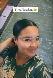 Courtney Isaacs's Instagram, Twitter & Facebook