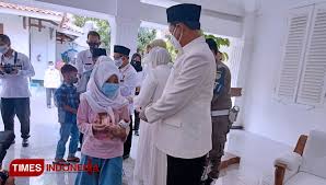 Hal ini hanya bisa diketahui oleh. 273 Anak Yatim Piatu Terima Santunan Dari Baznas Kota Madiun Times Indonesia