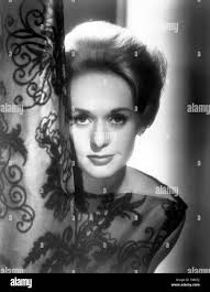 Thriller the birds director hi-res stock photography and images