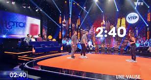 Le jeu de société « tout le monde veut prendre sa place ». Vendredi Tout Est Permis Du 15 Mai 2020 Julien Arruti Andy Raconte Tarek Boudali Philippe Lacheau Avant Show Must Go Home Toutelatele