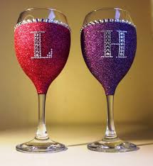 Glitter Wine Glasses Set Of 2 Personalised By Glitterandchic14 Diy Wine Glasses Diy Wine Glass Wine Glass Crafts