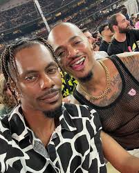 Sean Braxton (@bookin_bitches) • Instagram photos and videos