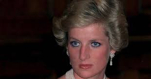 23 jahre sind vergangen seit dem tragischen unfall in paris. Pathologe Erinnert Sich Zuruck Lady Diana Starb An Winziger Verletzung Tiroler Tageszeitung Online Nachrichten Von Jetzt