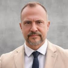 Marc Asch's Instagram, Twitter & Facebook