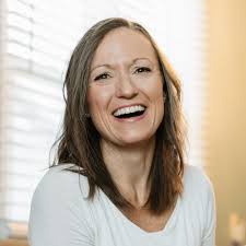 Trish Graham's Instagram, Twitter & Facebook