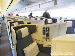 國泰航空商務艙│台北─香港─新加坡 (cx473+cx659) 本次行程的四段飛行，都是在新航的頭等艙確定後，再往前往後銜補起來的。 其實台北前往新加坡有許多直飛的選擇，但考量想只透過哩程來換票，加上一直欲透過本次旅途過境香港，最後自然選擇了用asia miles兌換國泰航空的機票。 åœ‹æ³°èˆªç©ºcathay Pacific Cx474 é¦™æ¸¯ å°åŒ—b777 300er åœ‹æ³°å•†å‹™è‰™åº§ä½ é¤é»ž æ­ä¹˜è¨˜éŒ„ Yuki S Lazy Channel ç—žå®¢é‚¦