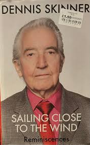 I like maps, maps are brilliant. I like t-shirts, t-shirts are brilliant.  Maps