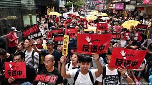 Als hongkong an china zurückgegeben wurde, wussten wir alle, mit was für einem regime wir es zu tun haben. Massendemo Gegen Regierung In Hongkong Aktuell Asien Dw 28 04 2019