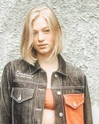 Ekaterina samsonov is seen arriving at chanel show. Epingle Sur Ekaterina Samsonov