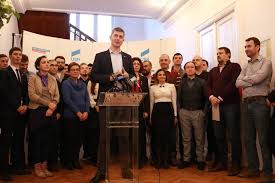 Abonați vă gratuit la newsletter ul știrile pro tv de pe whatsapp. Usr Èi A Ales CandidaÈii La Alegerile Europarlamentare Din Mai 2019 Uniunea SalvaÈi Romania