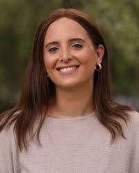 Tammy Traub's Instagram, Twitter & Facebook