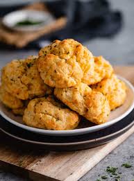 cheddar bay biscuits the cozy cook