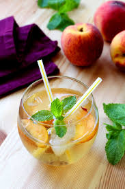 The Glace A La Peche Blanche Et Feuilles De Menthe Recette Recette The Glace The Glace A La Peche The Glace