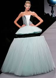 10 Cool And Unusual Dresses Crazy Dresses Unusual Dresses Fashion