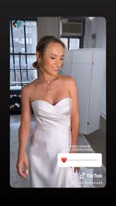 Minimal Wedding Dresses Rent Online Shop Liza Ray Bridal Showroom Nyc Blantie Price From 750 In 2020 Minimal Wedding Dress Bridal Showroom Minimalist Wedding Dresses