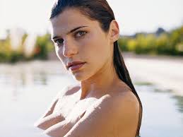 THIS SUMMER: Lake Bell Hengkang dari Scream 4