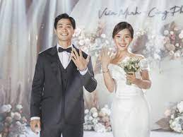 Về phía viên minh, ngoài thay công phượng quản lý công ty riêng, cô cũng là admin của fanpage nguyễn công phượng jmg. He Lá»™ Ä'am CÆ°á»›i Cong PhÆ°á»£ng Vien Minh Bong Ä'a Viá»‡t Nam Thanh Nien