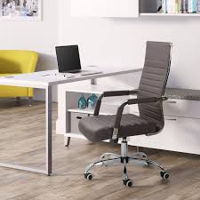 There are plenty of stationary desk chairs that offer features like a lumbar support back (clatina, $89, amazon), adjustable height (boss. The 15 Best Office Chairs For Your Home Office