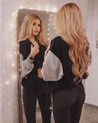 Pamela Reif On Instagram New Year New Me It S Great To Close An Old Chapter And Set Yourself A New Starting Point In 2020 Instagram Models Perfect Woman Pamela