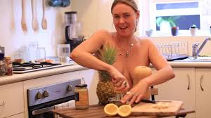 Minor Slips - Go Naked At Home Ep. 1 - Waste Free Hummus - YTboob