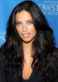 Get Victoria S Secret Worthy Blowouts Casa Company Adriana Lima Hair Adriana Lima Victoria Secret Beauty