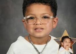 DWYANE WADE SELLS SITCOM BASED ON HIS LIFE AS A SINGLE DAD